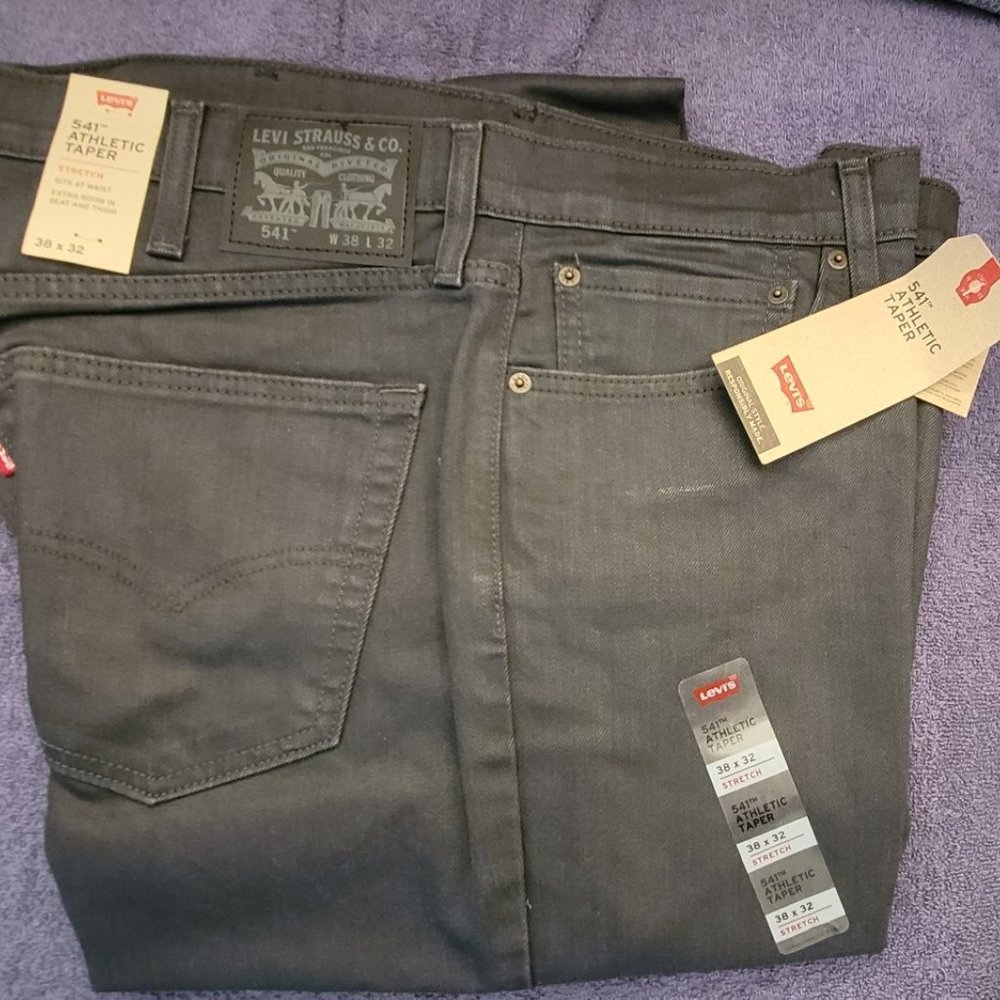 Levi's 541 Athletic Taper Jeans 38 x 32 Gray